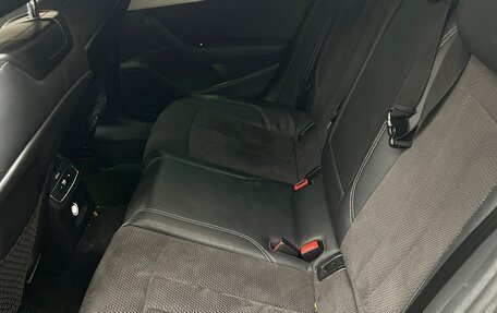 Audi A4, 2017 год, 2 500 000 рублей, 5 фотография