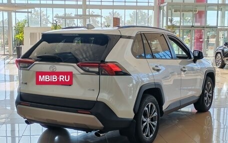 Toyota RAV4, 2022 год, 4 490 000 рублей, 5 фотография