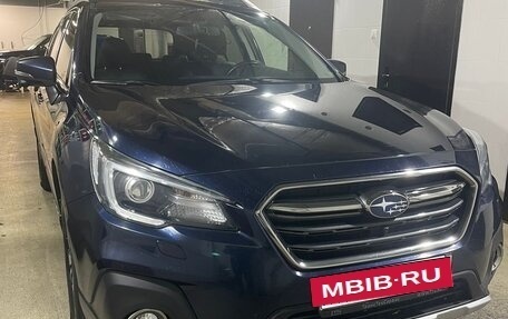 Subaru Outback IV рестайлинг, 2018 год, 3 000 000 рублей, 2 фотография