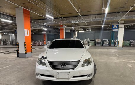 Lexus LS IV, 2007 год, 900 000 рублей, 2 фотография