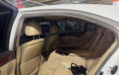 Lexus LS IV, 2007 год, 900 000 рублей, 12 фотография