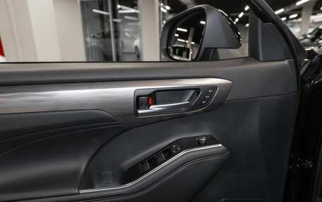 Toyota Highlander, 2025 год, 6 000 000 рублей, 16 фотография
