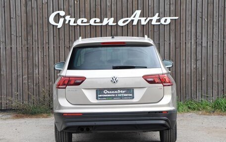 Volkswagen Tiguan II, 2017 год, 1 850 000 рублей, 4 фотография