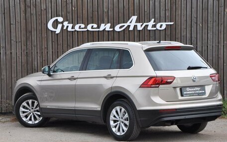 Volkswagen Tiguan II, 2017 год, 1 850 000 рублей, 3 фотография