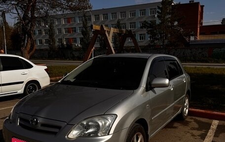 Toyota Corolla, 2004 год, 620 000 рублей, 2 фотография