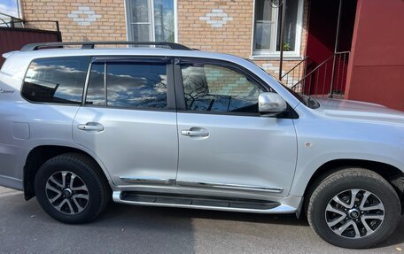Toyota Land Cruiser 200, 2009 год, 3 000 000 рублей, 3 фотография