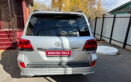 Toyota Land Cruiser 200, 2009 год, 3 000 000 рублей, 2 фотография