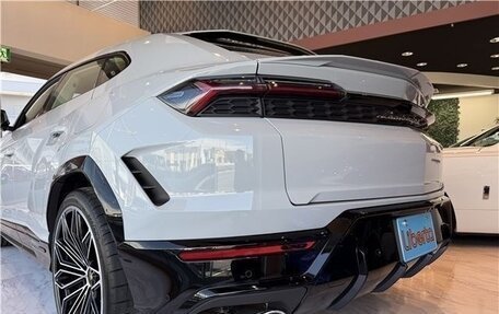 Lamborghini Urus I, 2025 год, 39 000 000 рублей, 3 фотография