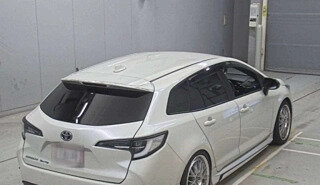 Toyota Corolla, 2022 год, 1 400 001 рублей, 2 фотография