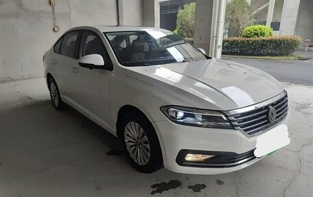 Volkswagen Lavida, 2021 год, 1 500 000 рублей, 3 фотография