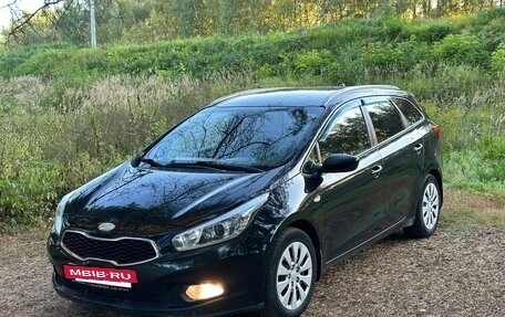 KIA cee'd III, 2013 год, 990 000 рублей, 2 фотография
