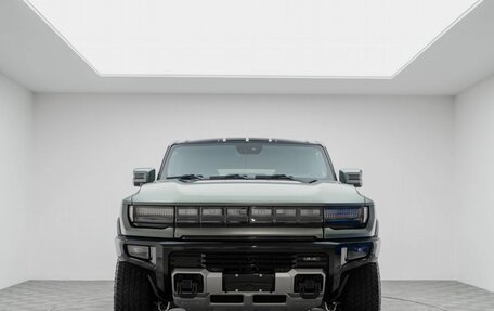 GMC Hummer EV, 2023 год, 15 800 000 рублей, 3 фотография