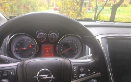 Opel Astra J, 2011 год, 820 000 рублей, 2 фотография