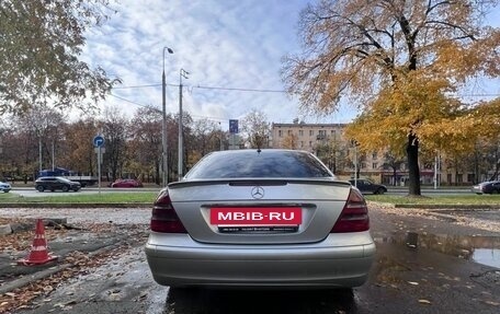 Mercedes-Benz E-Класс, 2004 год, 955 000 рублей, 5 фотография