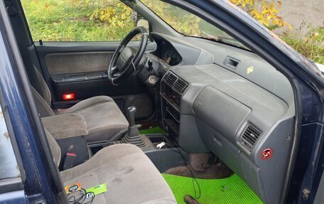 Mitsubishi Space Wagon III, 1997 год, 180 000 рублей, 2 фотография