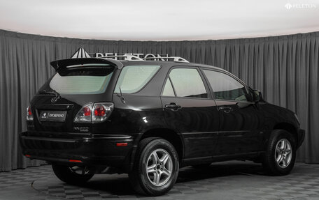 Lexus RX IV рестайлинг, 2001 год, 770 000 рублей, 5 фотография