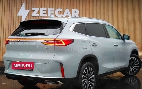 CheryExeed TXL, 2023 год, 1 990 000 рублей, 3 фотография