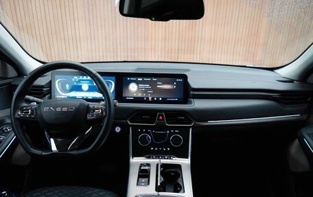 CheryExeed TXL, 2023 год, 1 990 000 рублей, 8 фотография