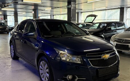 Chevrolet Cruze II, 2011 год, 599 000 рублей, 3 фотография