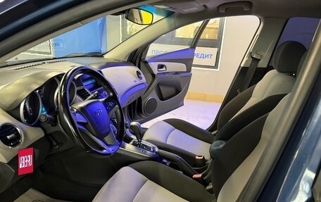 Chevrolet Cruze II, 2011 год, 599 000 рублей, 9 фотография