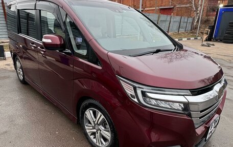 Honda Stepwgn IV, 2019 год, 3 100 000 рублей, 1 фотография