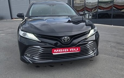 Toyota Camry, 2019 год, 2 600 000 рублей, 1 фотография