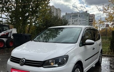 Volkswagen Touran III, 2012 год, 1 000 000 рублей, 1 фотография