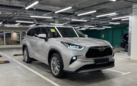 Toyota Highlander, 2025 год, 6 100 000 рублей, 1 фотография