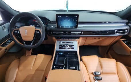 Lincoln Aviator II, 2022 год, 4 900 000 рублей, 12 фотография