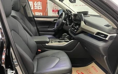 Toyota Highlander, 2025 год, 5 044 000 рублей, 8 фотография