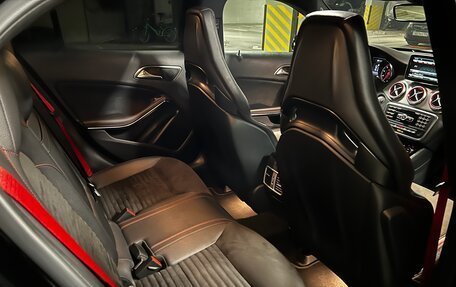 Mercedes-Benz GLA AMG, 2015 год, 2 750 000 рублей, 9 фотография