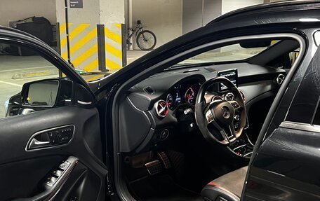 Mercedes-Benz GLA AMG, 2015 год, 2 750 000 рублей, 16 фотография