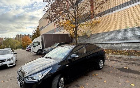 Hyundai Solaris II рестайлинг, 2019 год, 985 000 рублей, 5 фотография