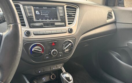 Hyundai Solaris II рестайлинг, 2019 год, 985 000 рублей, 11 фотография