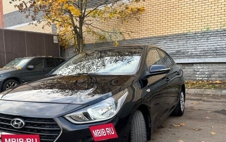 Hyundai Solaris II рестайлинг, 2019 год, 985 000 рублей, 2 фотография