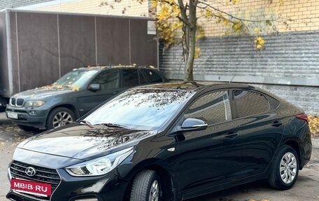 Hyundai Solaris II рестайлинг, 2019 год, 985 000 рублей, 3 фотография