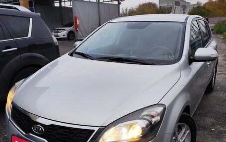 KIA cee'd I рестайлинг, 2010 год, 800 000 рублей, 1 фотография