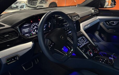 Lamborghini Urus I, 2023 год, 35 900 000 рублей, 10 фотография