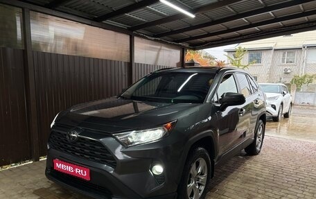 Toyota RAV4, 2019 год, 2 950 000 рублей, 1 фотография