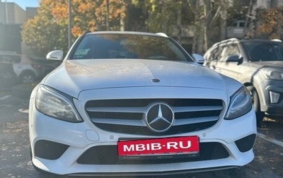 Mercedes-Benz C-Класс, 2019 год, 1 875 000 рублей, 1 фотография