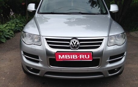 Volkswagen Touareg III, 2009 год, 1 100 000 рублей, 1 фотография
