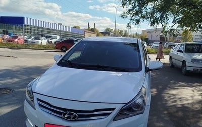 Hyundai Solaris II рестайлинг, 2015 год, 960 000 рублей, 1 фотография