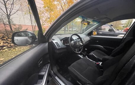 Mitsubishi Outlander III рестайлинг 3, 2007 год, 1 200 000 рублей, 7 фотография