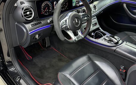 Mercedes-Benz E-Класс AMG, 2019 год, 4 750 000 рублей, 12 фотография