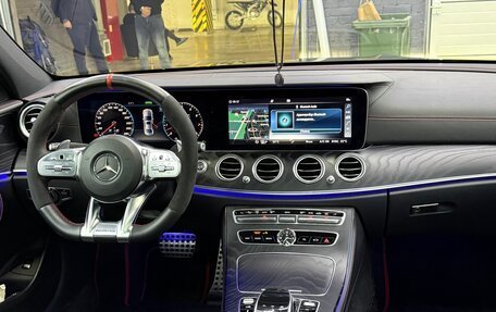 Mercedes-Benz E-Класс AMG, 2019 год, 4 750 000 рублей, 13 фотография