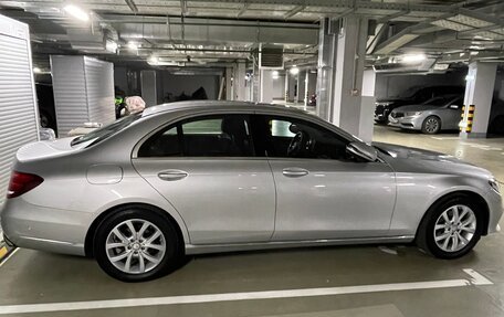 Mercedes-Benz E-Класс, 2016 год, 2 850 000 рублей, 2 фотография