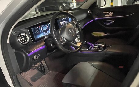 Mercedes-Benz E-Класс, 2016 год, 2 850 000 рублей, 4 фотография