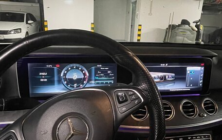 Mercedes-Benz E-Класс, 2016 год, 2 850 000 рублей, 6 фотография