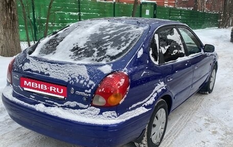 Toyota Corolla, 2000 год, 300 000 рублей, 3 фотография
