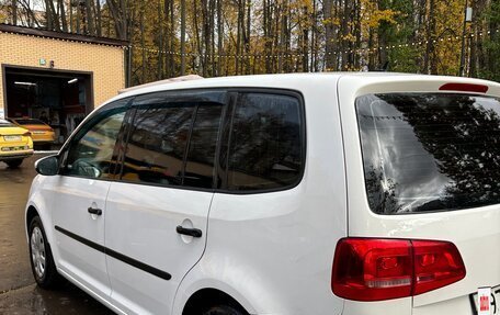 Volkswagen Touran III, 2012 год, 1 000 000 рублей, 6 фотография